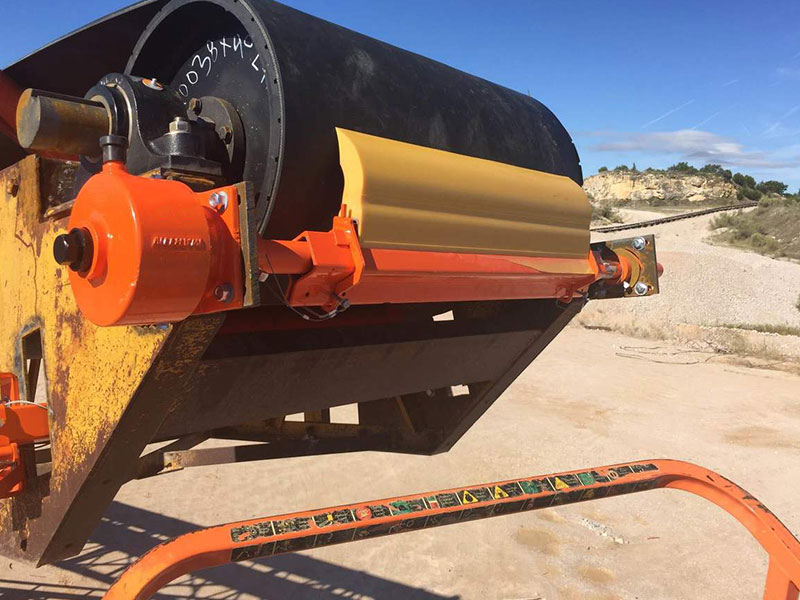 Fanasokajiana ny conveyor belt cleaner